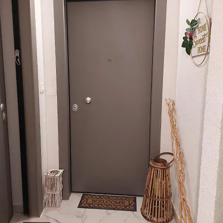 Budget To The Center Салоники