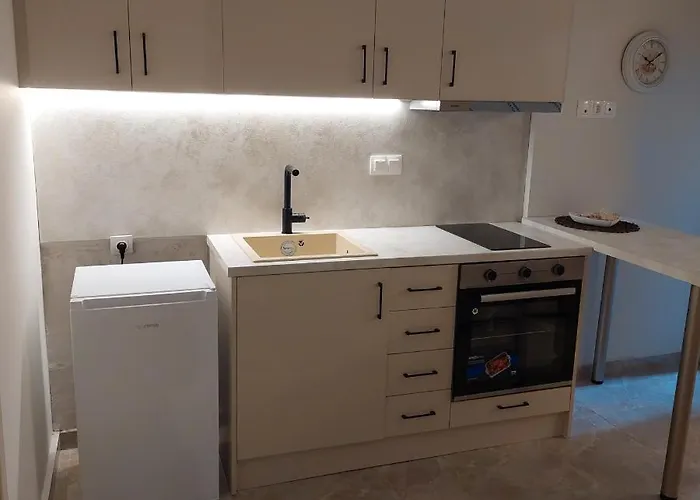 Budget To The Center